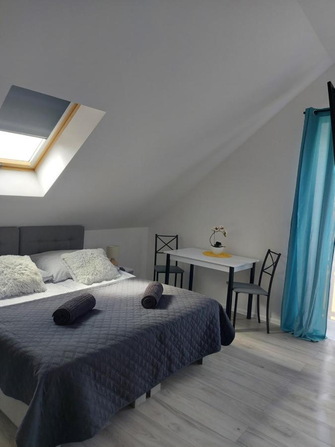 Pokoje I Apartamenty Matdar Mikołajki Exterior foto